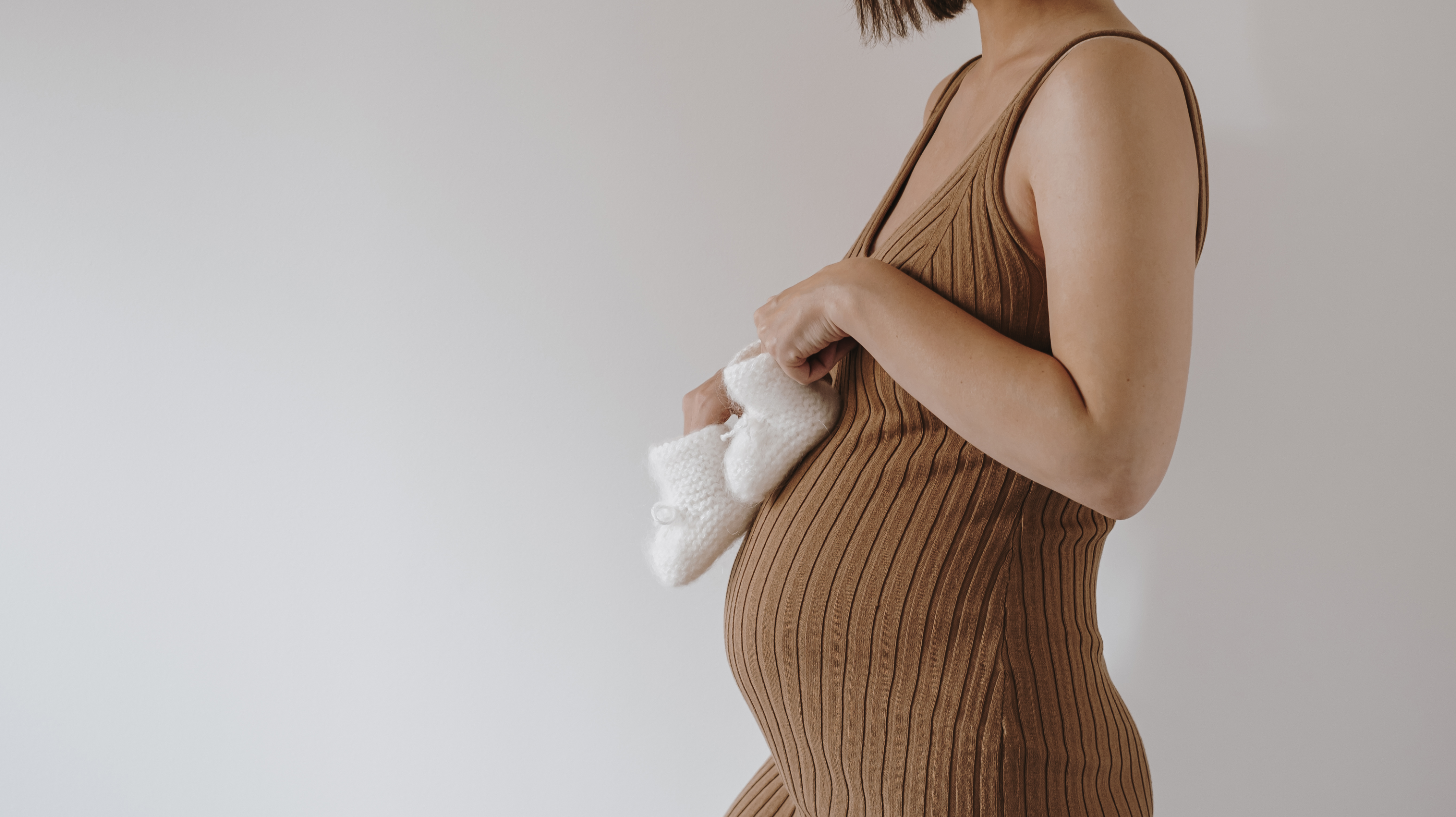 10 Chic Maternity Clothes You'll Love Wearing During Pregnancy