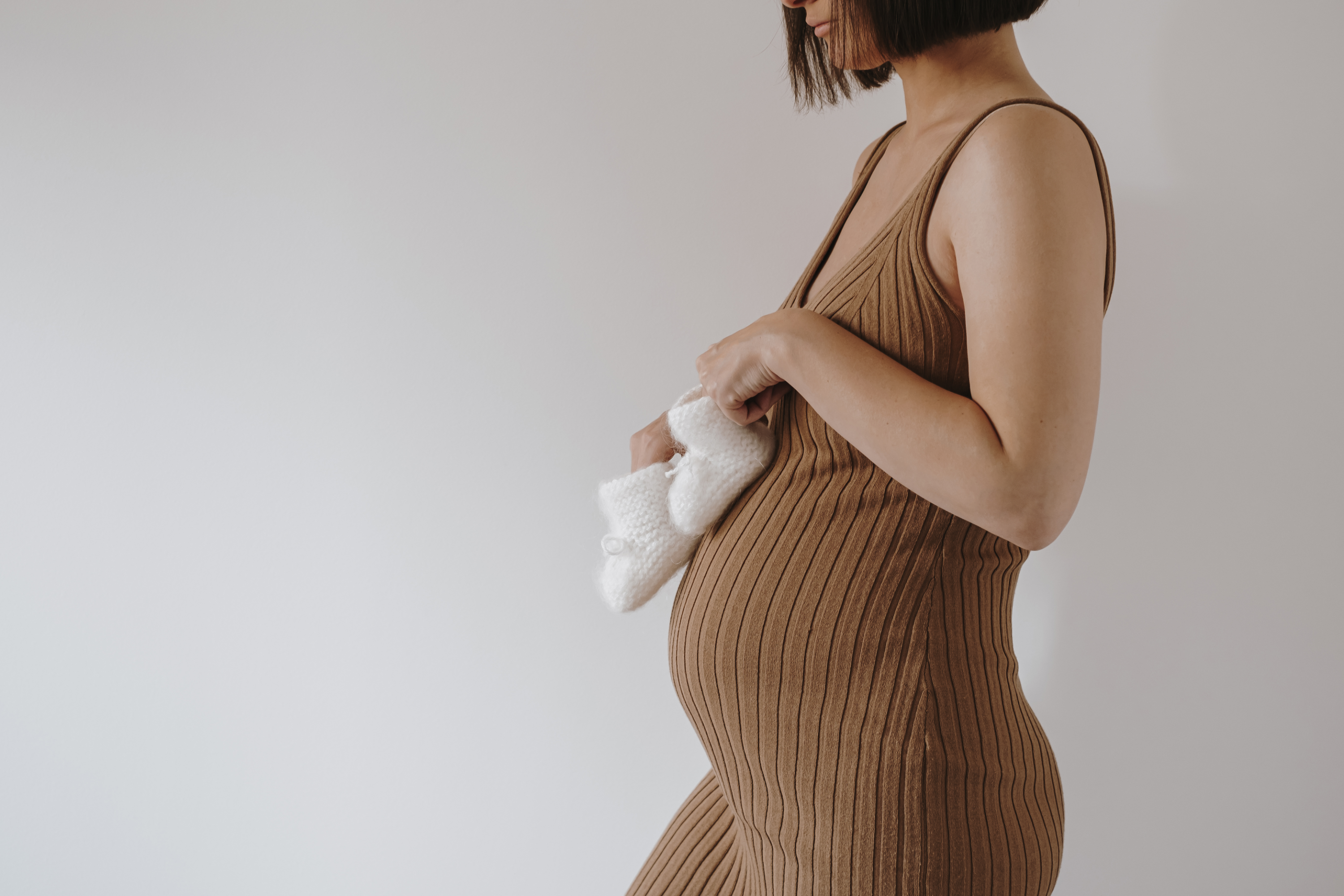 10 Chic Maternity Clothes You'll Love Wearing During Pregnancy