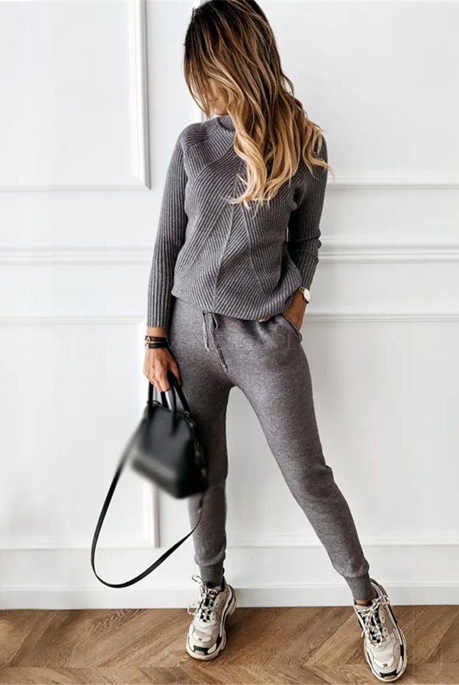 2-Piece Casual Polo Neck Women's Outfit in Grey