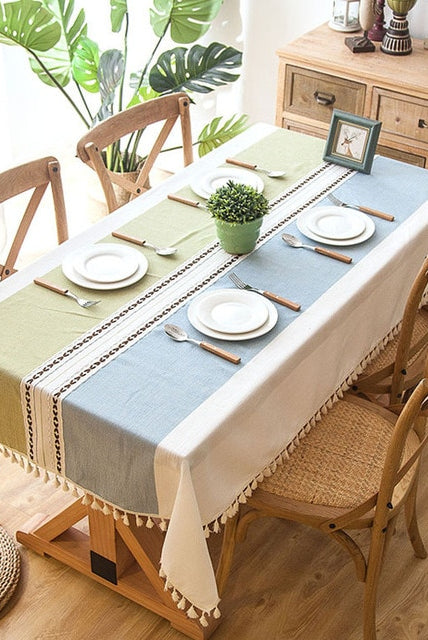 Modern Classic Dining Tablecloth in Blue and Green