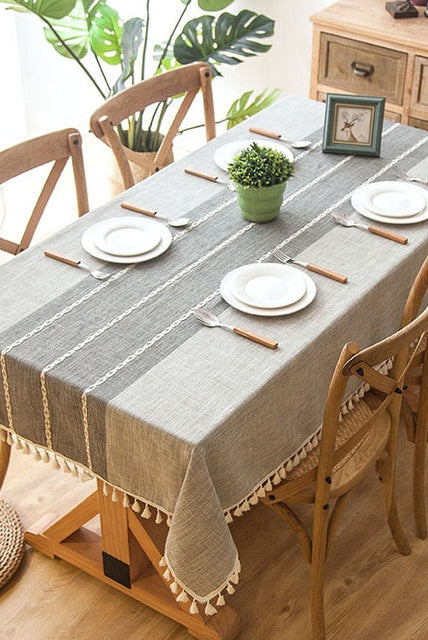 Modern Classic Dining Tablecloth in Grey