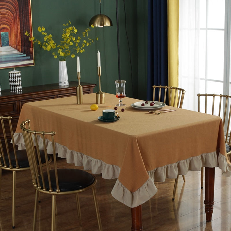 Classic Dining Tablecloth in Ginger